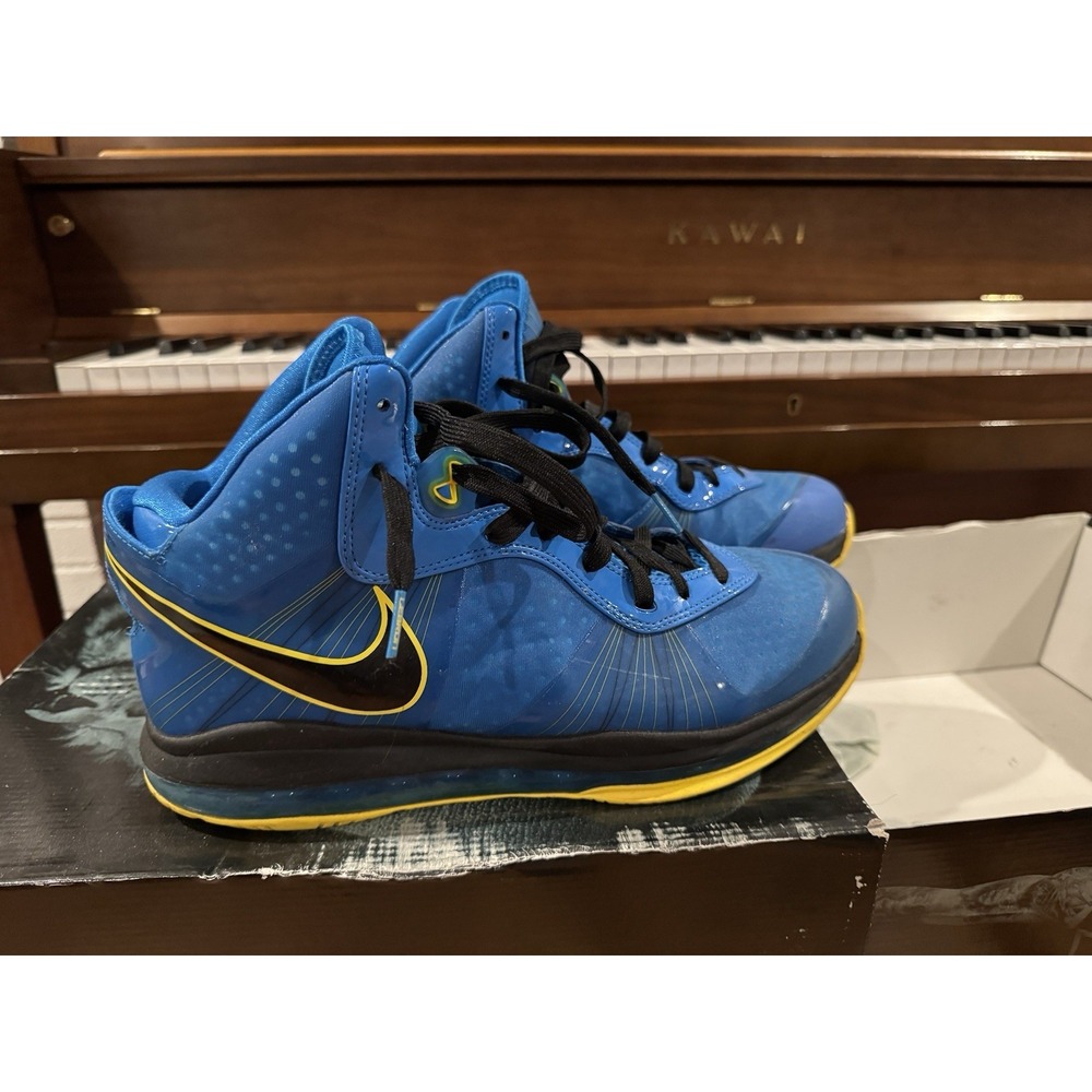 Nike LeBron 8 V/2 - Entourage Size 12 - blue yellow